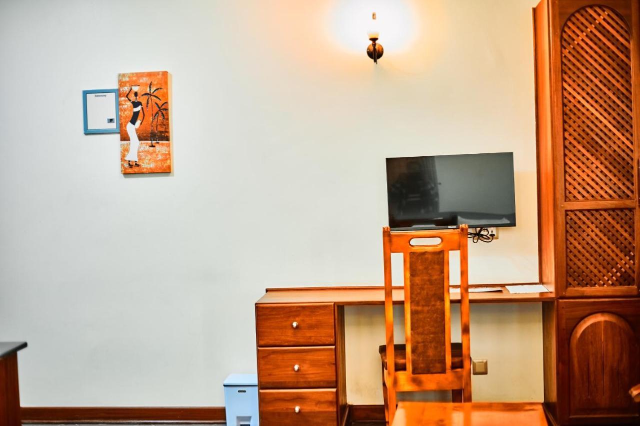 Seven Skies Hotel Arusha Exterior photo