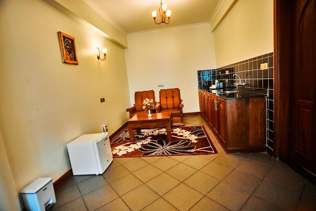 Seven Skies Hotel Arusha Exterior photo
